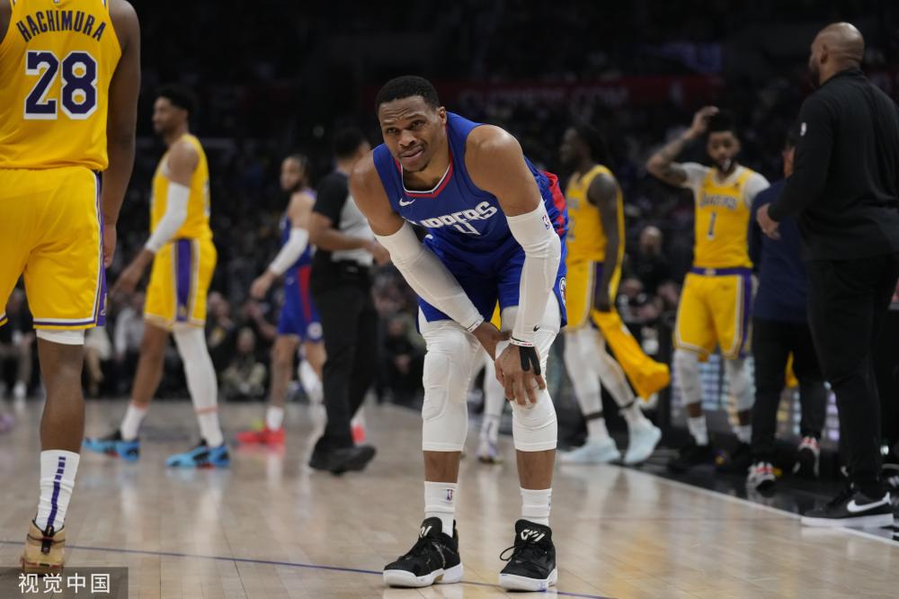 的动作不仅 的动作不仅